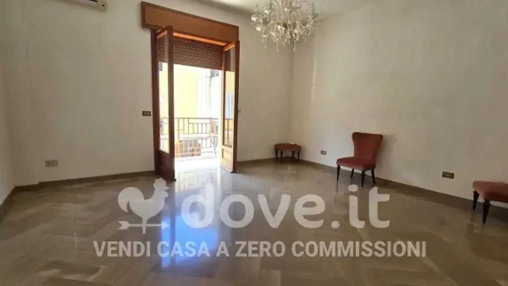 Söögituba - Spacious Apartment with Garage in Marsala Centre
