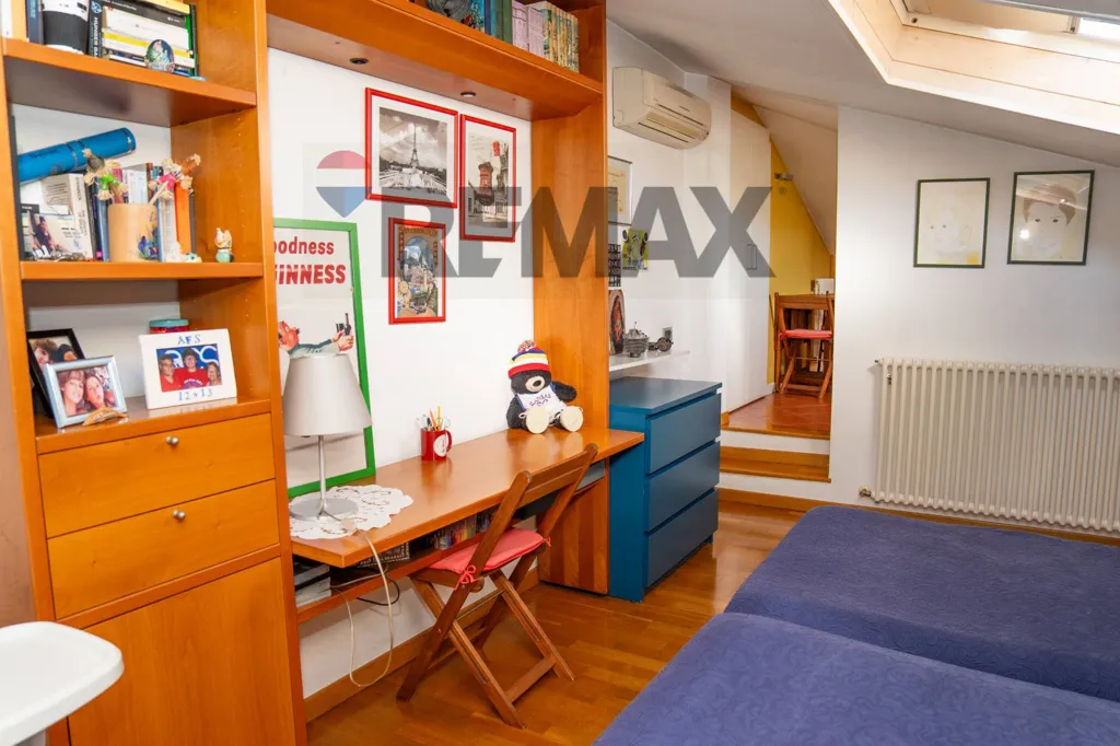 Magamistoad - Rustic Two-Level Apartment in Cosenza