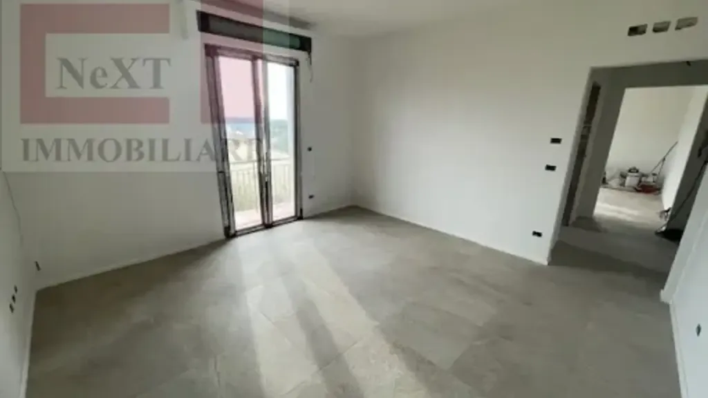 Pièces - Panoramic Apartment with Terrace near Rignano