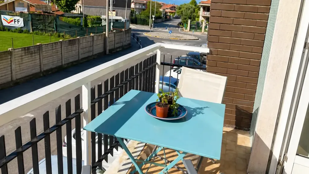 Balcony - Rearranged Apartment with Balcony in Pianezza