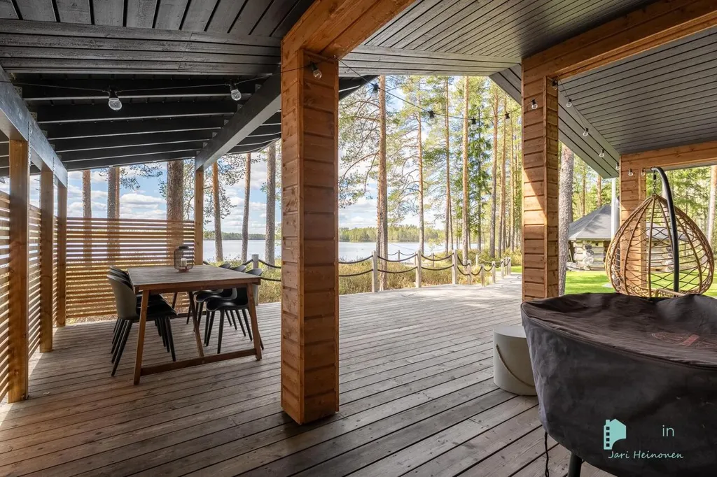 Terrass - Holiday Home with Sauna by Lylyjärvi