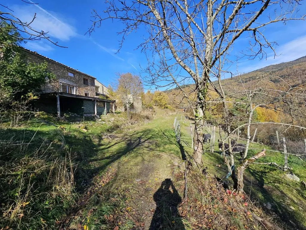 Jardin - Maison Luxueuse avec Vue Montagne à Axat