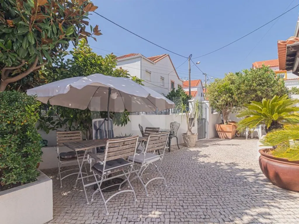 Terrasse - Luxury House with Terrace in Almada
