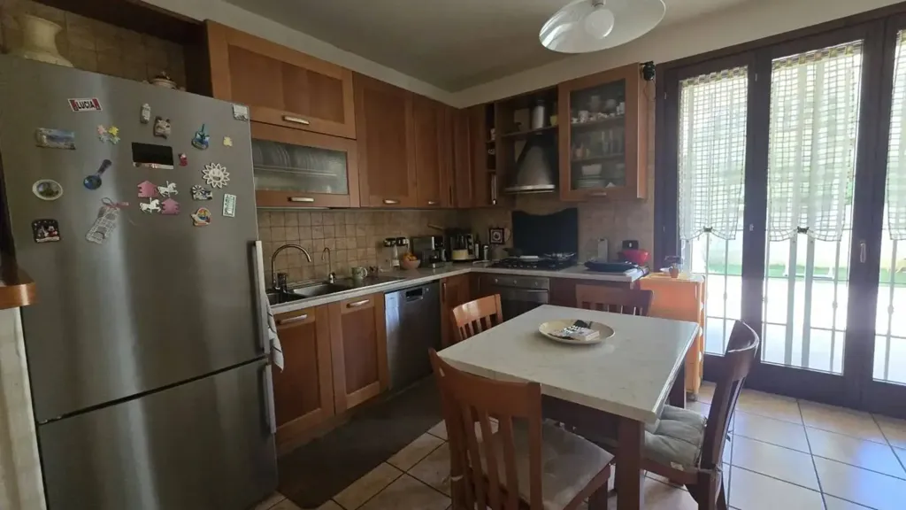 Cuisine - Ground Floor Apartment with Garden in Osimo