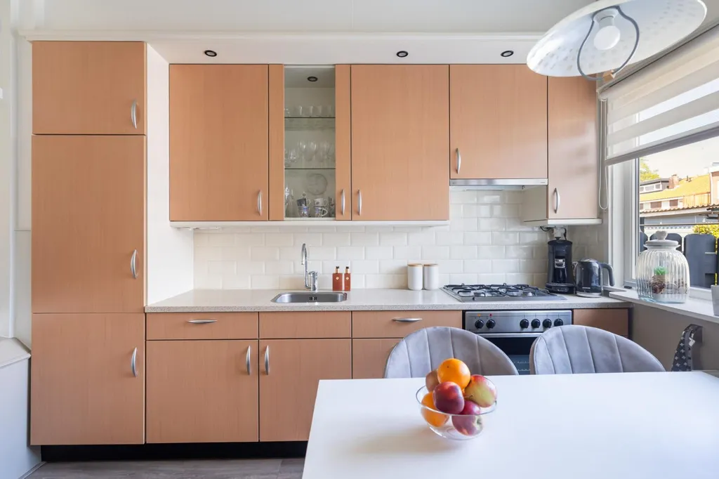 Cuisine - Family Home with Garden in Gouda
