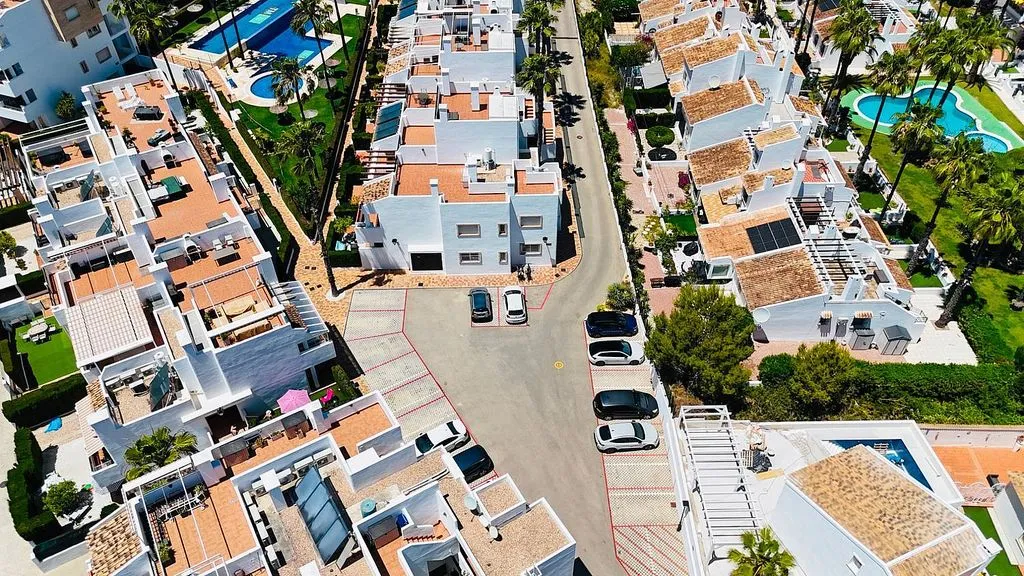 Vista aerea - 2-Bedroom Apartment with Pool in Orihuela Costa