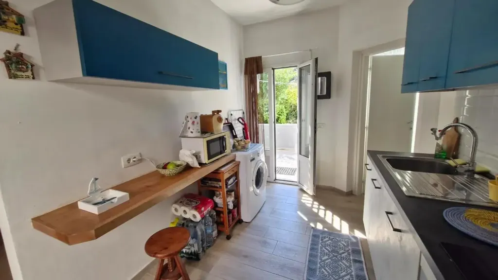 Cuisine - Semi-Detached House with Private Courtyard in Rio
