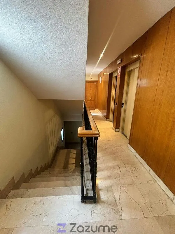 Entrée - Furnished Studio with Balcony in Gaztambide