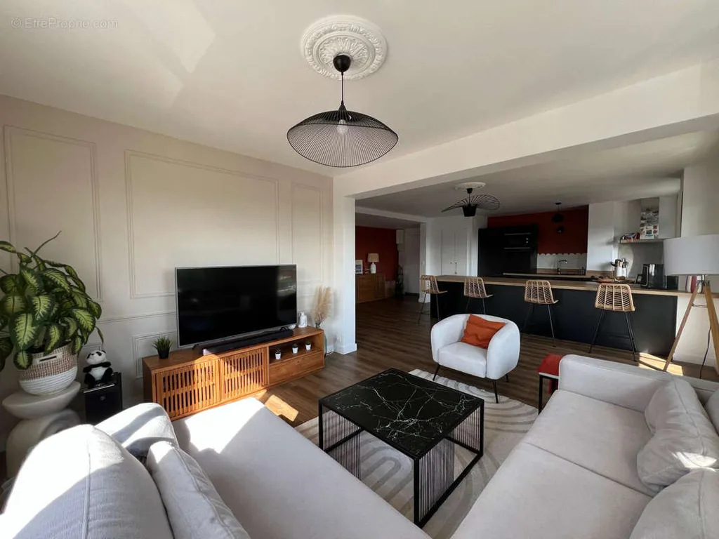 living_room