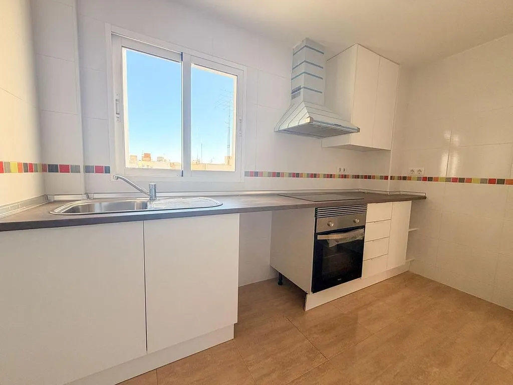 Cucina - Apartment with Balcony in Águilas