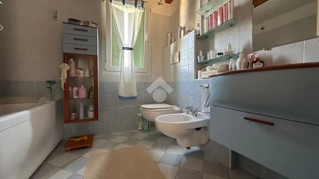 Vannitoad - Terraced Villa with Private Garden in Bussolengo