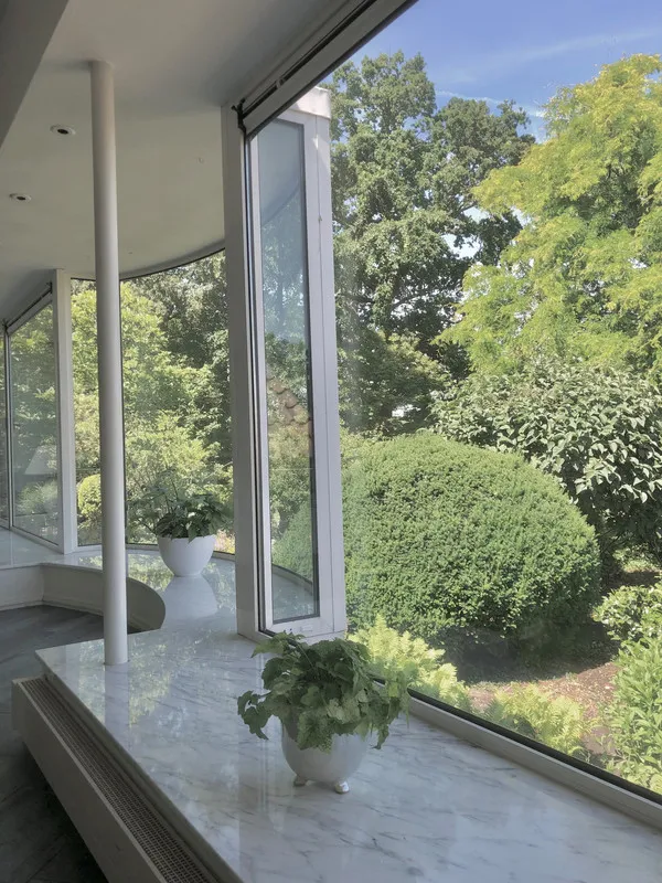 Terrass - Charming Villa with Parkland Views in Maasland