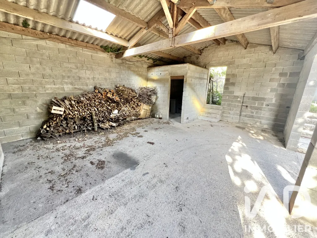 Garage - Maison de Campagne à Rénover à Champniers