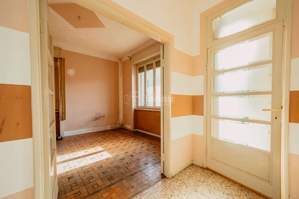 Toad - Two-Bedroom House with Garden in Vigevano Centre