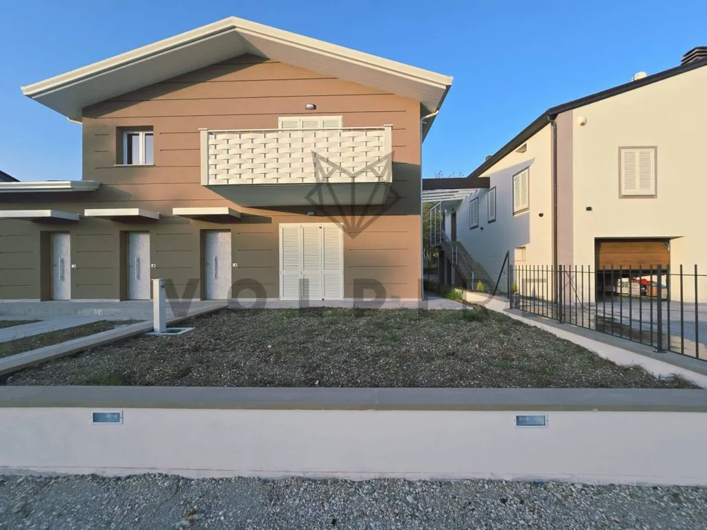 Välivaade - New Trilocale with Private Garden in Assisi