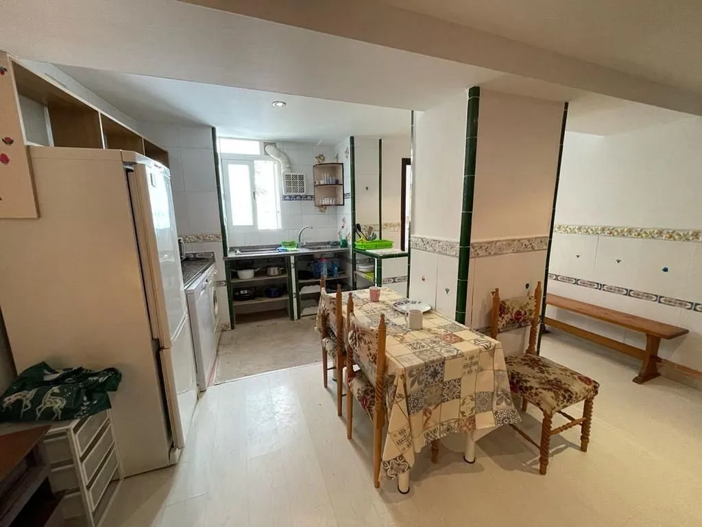 Söögituba - Student Flat with Terrace in San Matías - Realejo