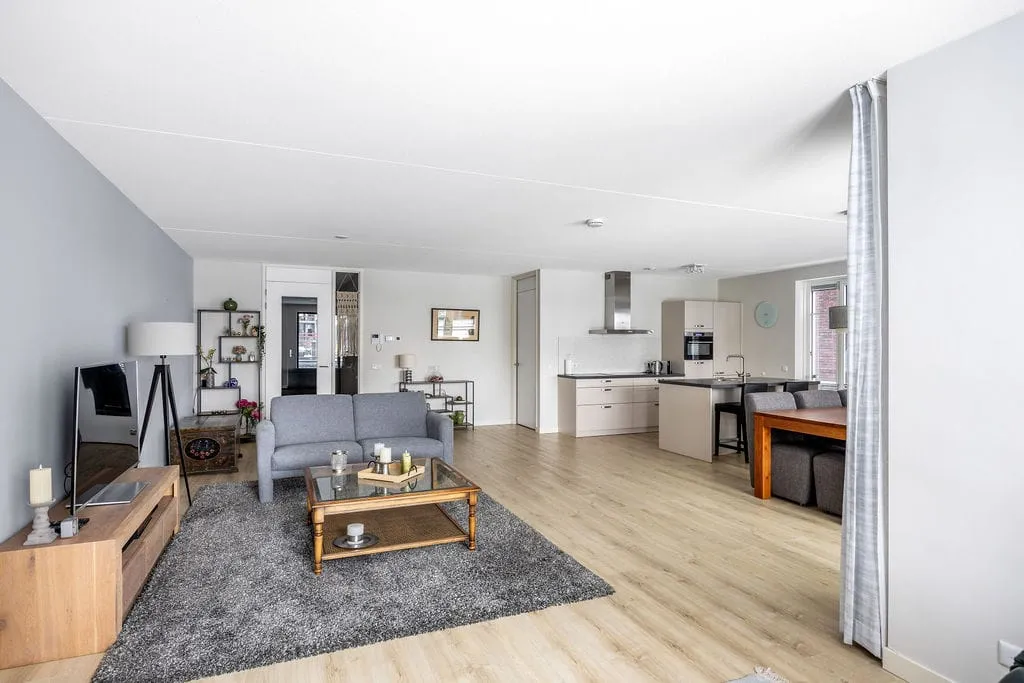 Séjour - Modern Apartment with Balcony in Sneek