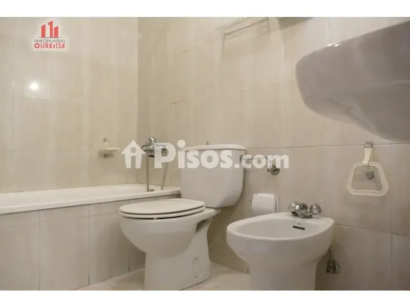 Bathrooms - Furnished Flat with Balcony near University Campus