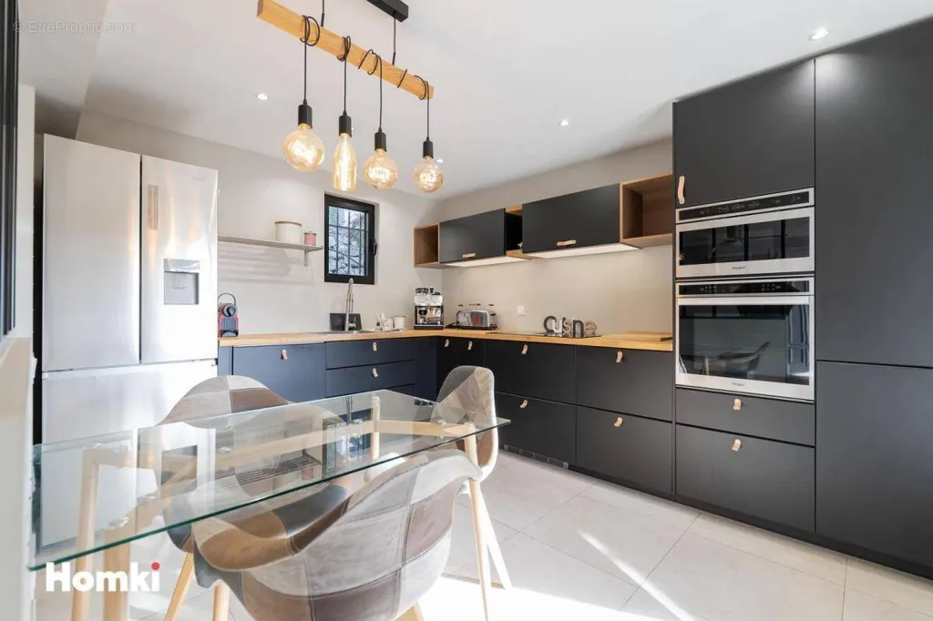 Köök - 3-Bedroom House with Terraces in Grasse Saint-Jacques