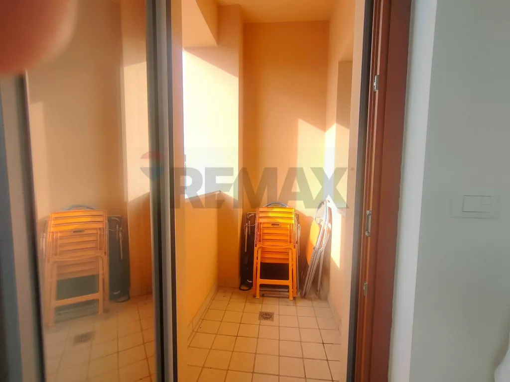 Esik - Modern Apartment with Balcony in Scoppito