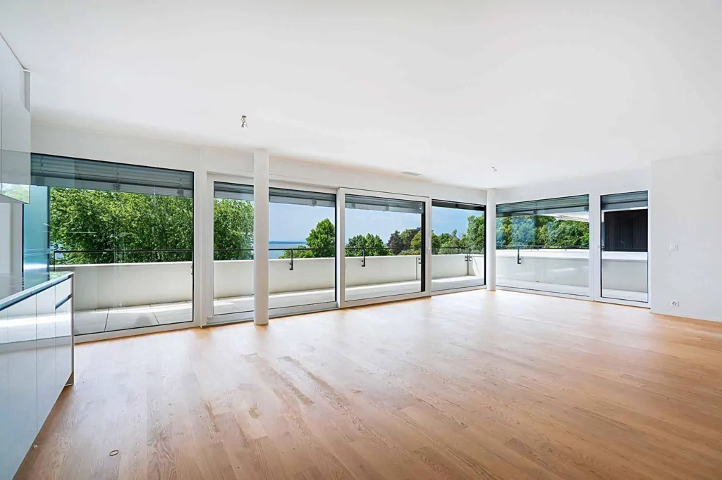 Séjour - 4.5-Piece Apartment with Lake View in District D2