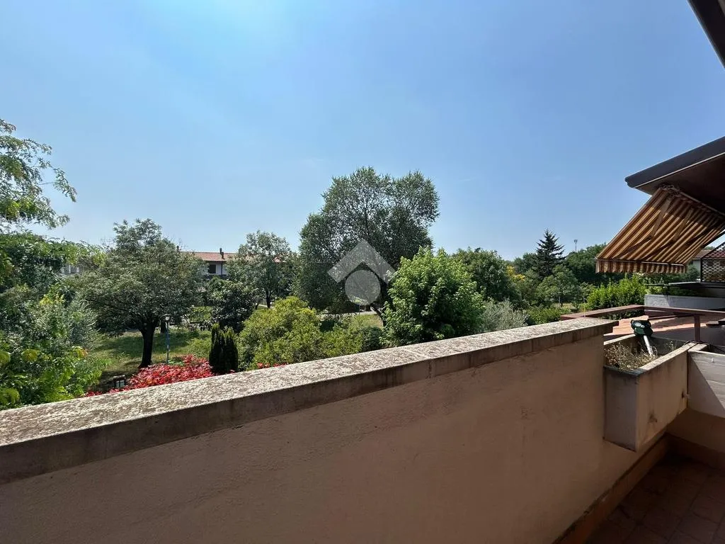 Rõdu - Semi-detached Villa with Solar Panels in Brescia