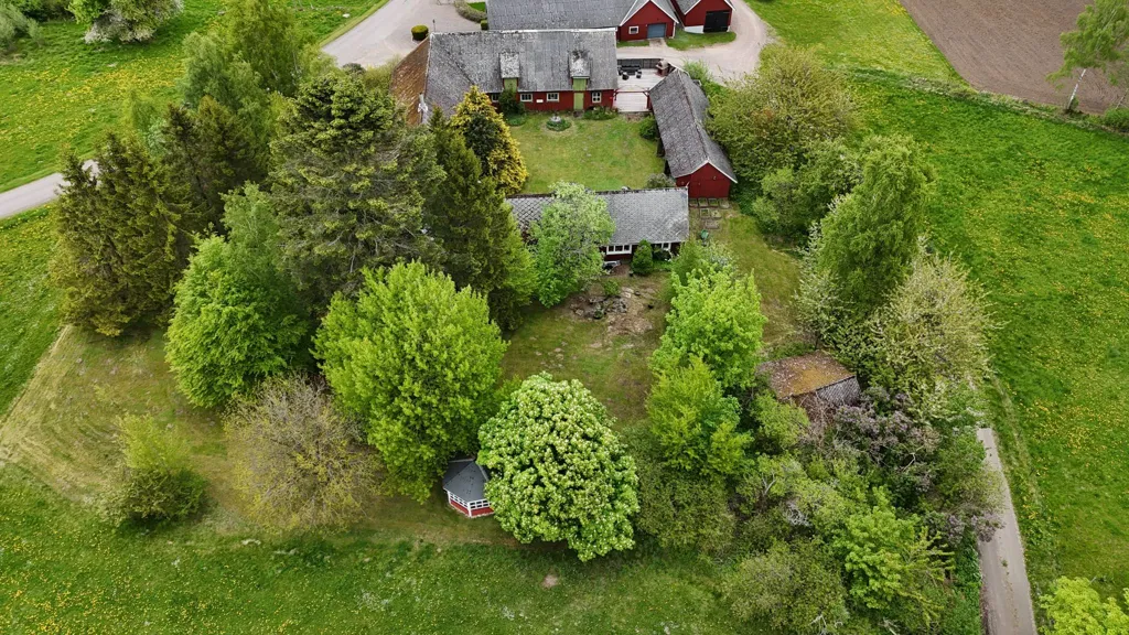 5-toaline maja asukohas Örkelljunga kommun