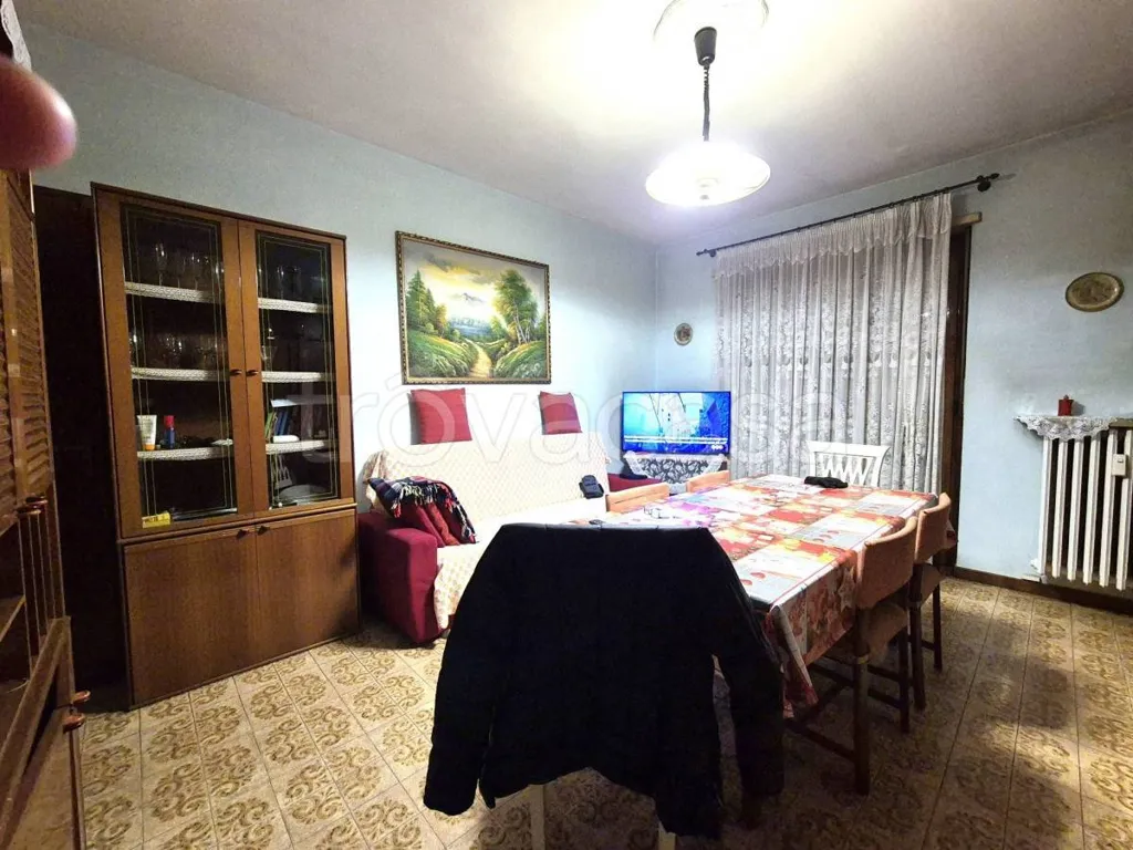 Sala da pranzo - Apartment with Balcony in Piobesi Torinese