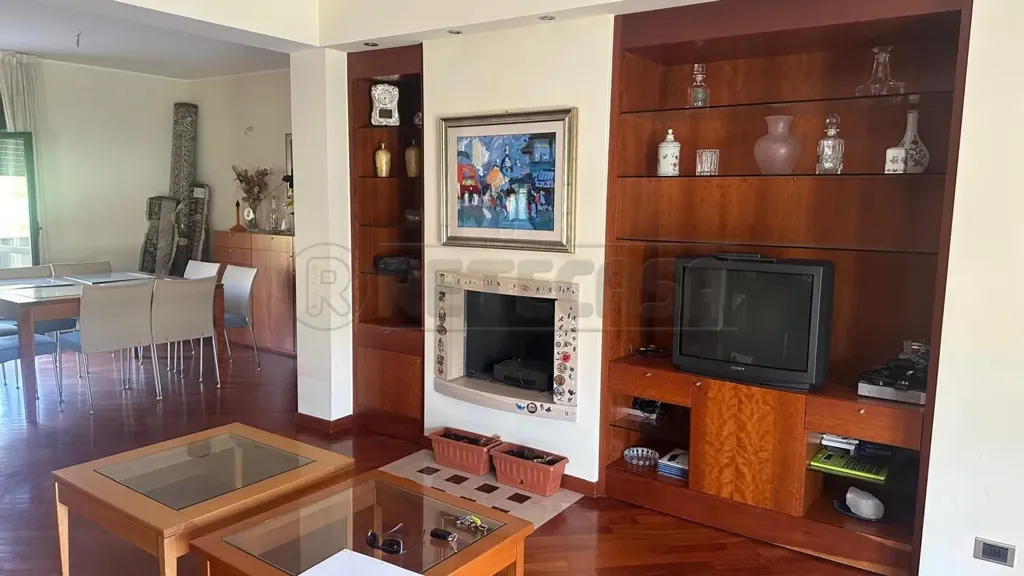 Elutuba - Spacious Apartment with Balconies in Catanzaro