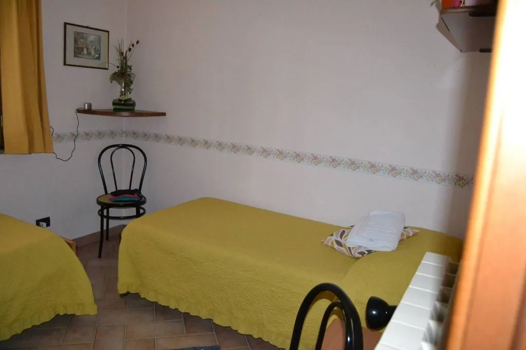 Chambres - Luxury Villa with Extensive Outdoor Space in Terni