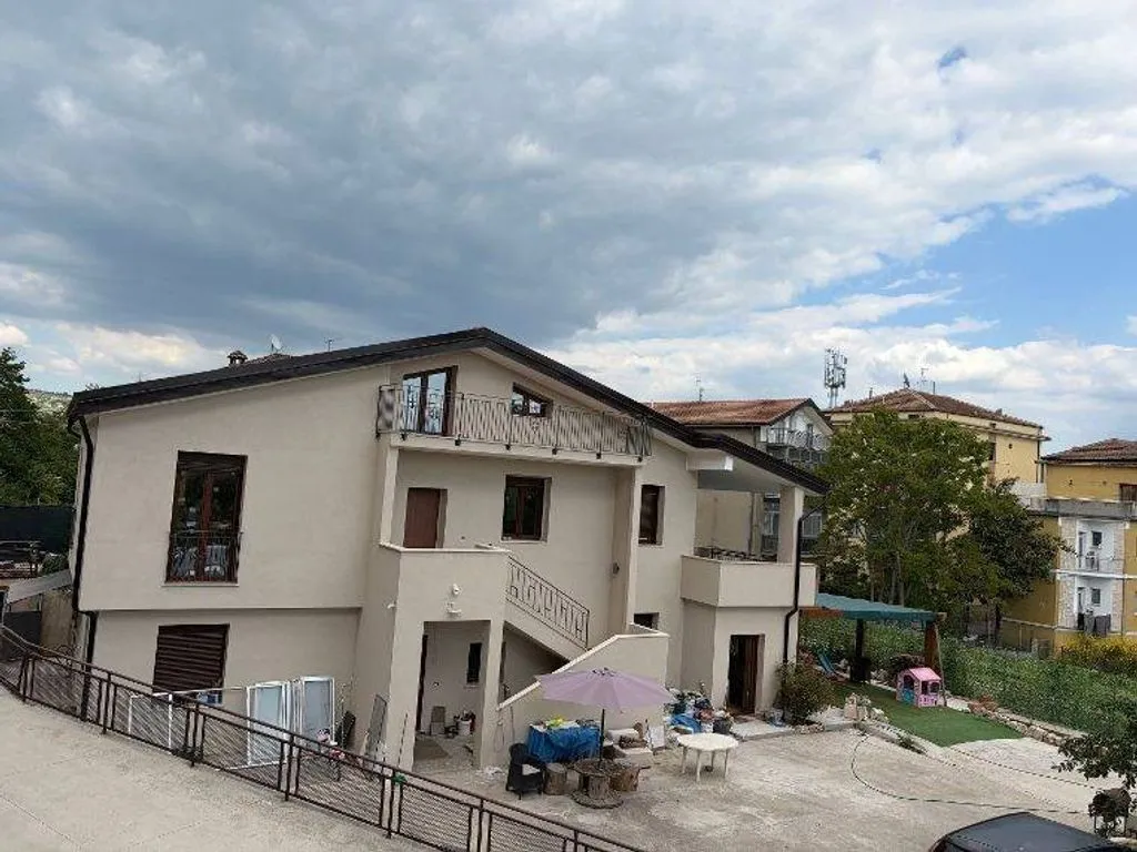 Extérieur - Luxury Villa with Private Garden in Potenza
