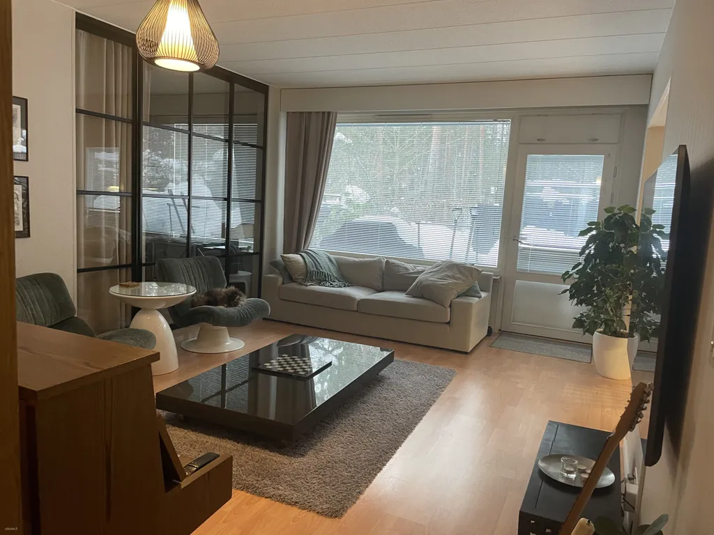 Soggiorno - Spacious Terraced House with Garden in Karakallio, Espoo