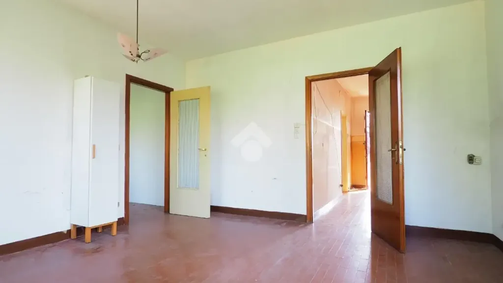 hallway_entrance