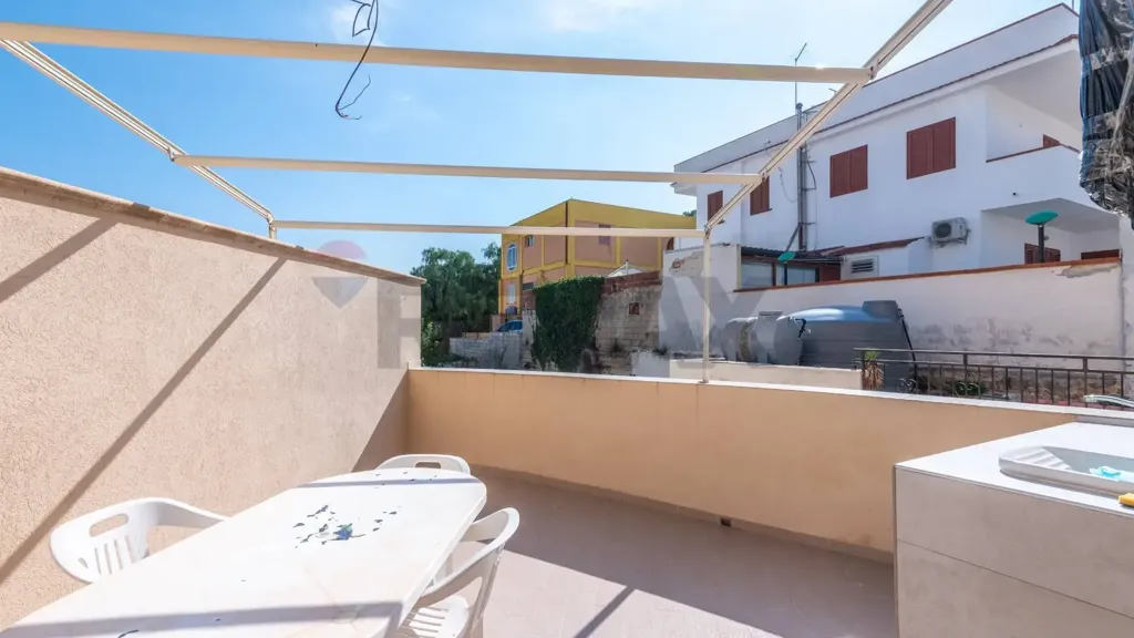 Terrasse - Terraced Apartment near Noto Beach