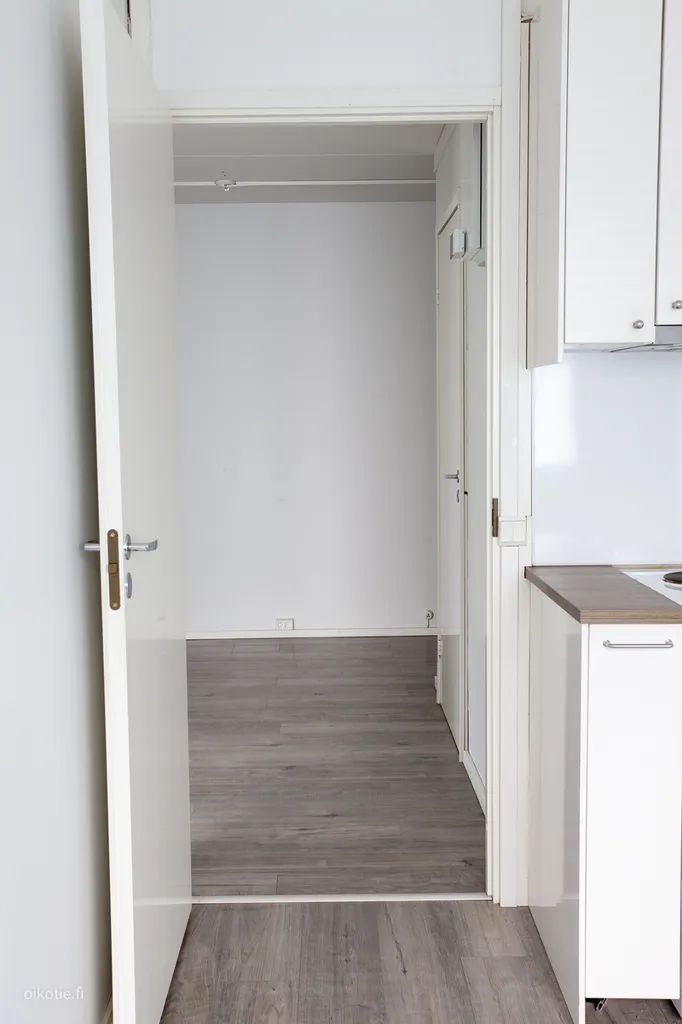 Köök - Ground Floor Flat with Garden in Lauste, Turku
