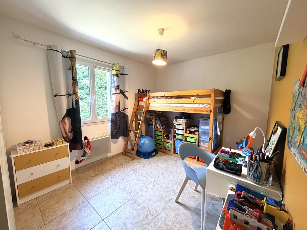 Chambres - Propriété Familiale avec Piscine à Plan-d'Orgon