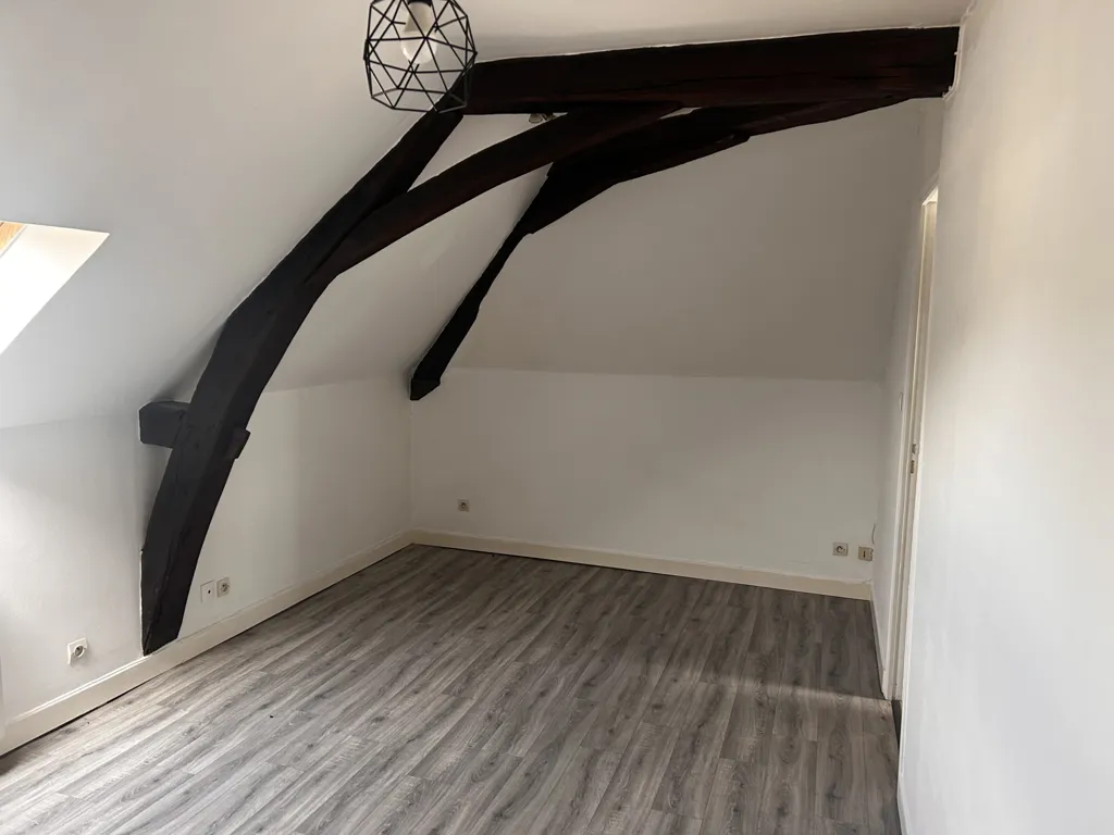 Stanze - 2-Bedroom Flat with Parking in La Flèche