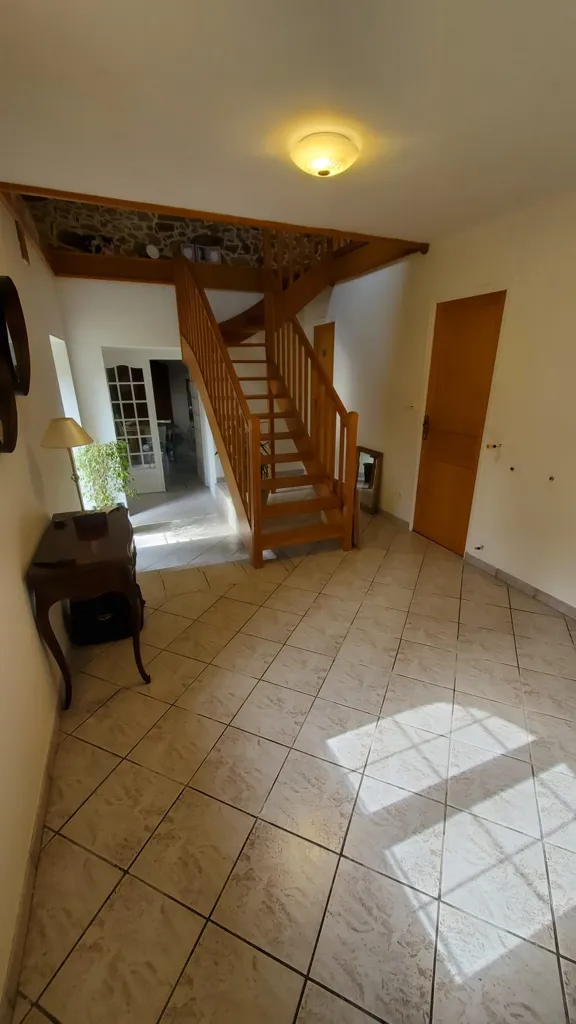 hallway_entrance