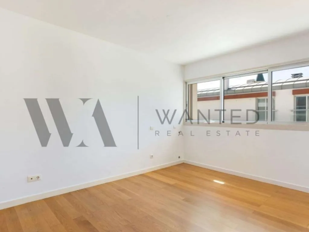 Pièces - Luxury Duplex Flat with Terrace in Oeiras