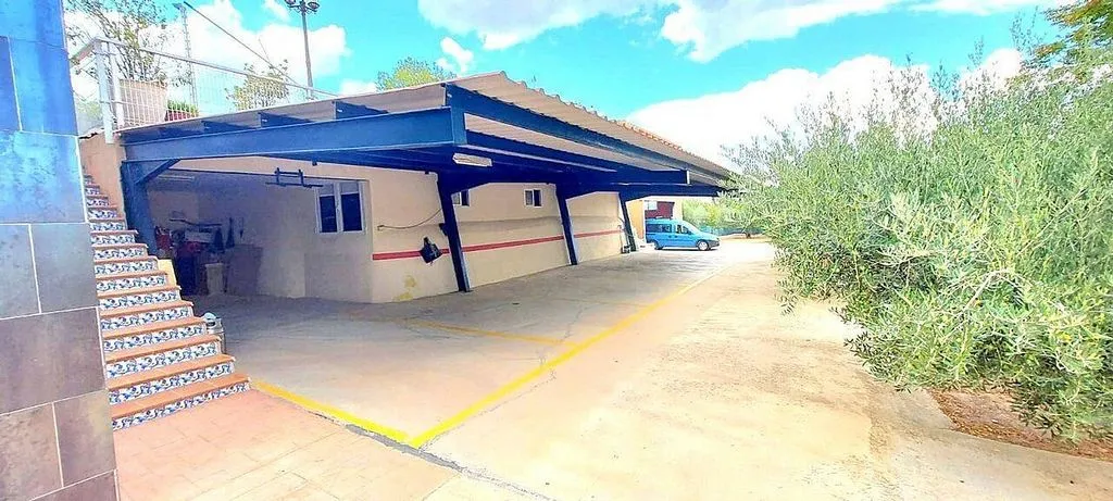 garage