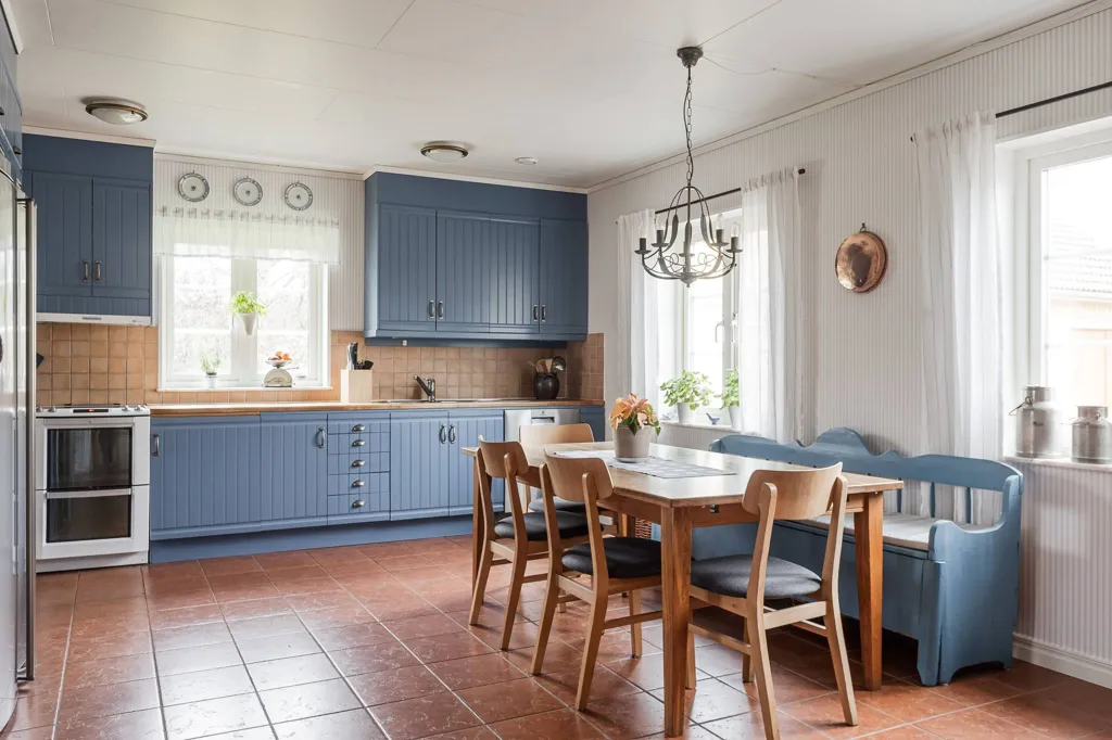 11-toaline maja asukohas Ulricehamns kommun