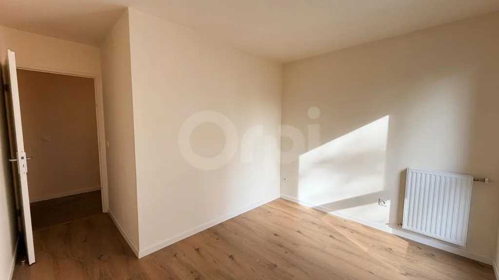 Toad - Modern Flat with Balcony in Vernouillet