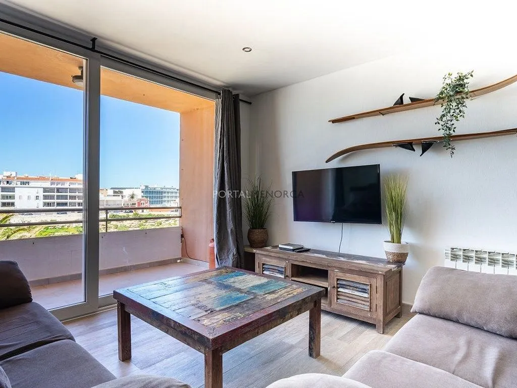 Séjour - Renovated Flat with Harbour View in Es Castell