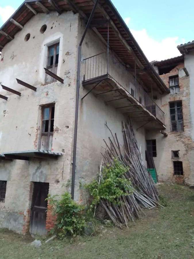 Välivaade - Traditional Rustic with South Exposure in Clavesana