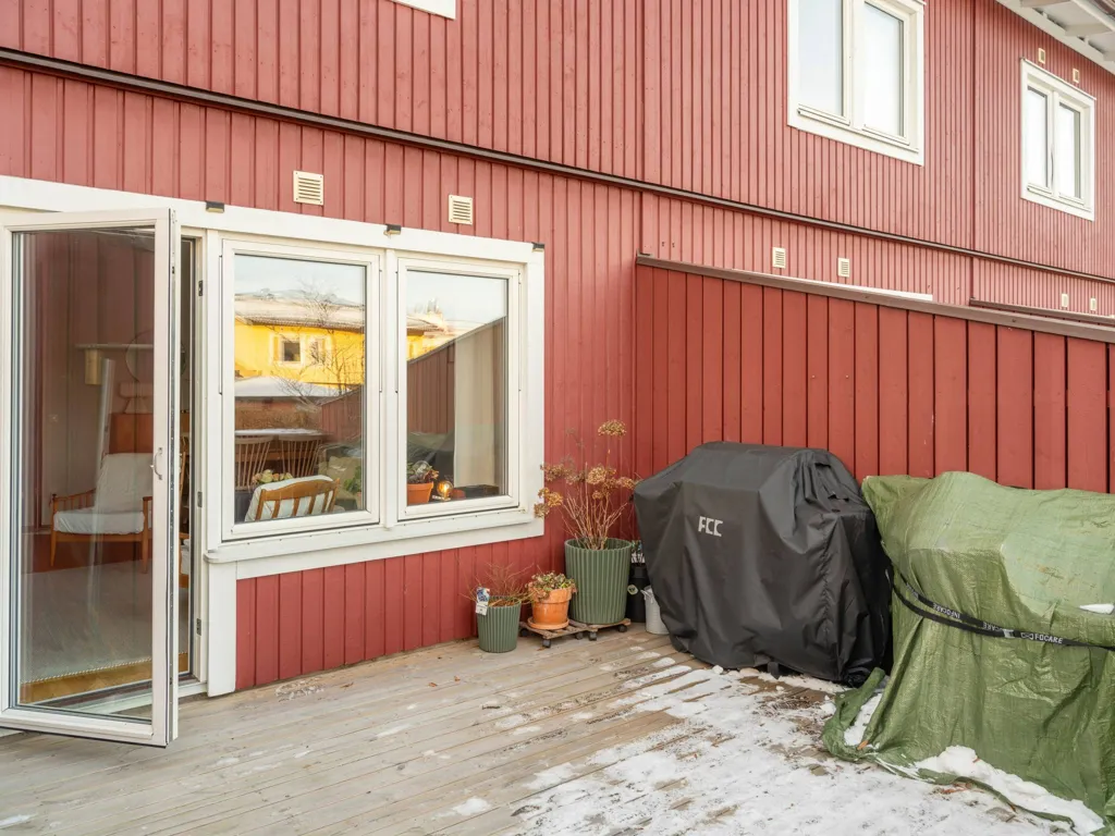 Terrazza - Modernised Terraced House with Altan in Norrviken