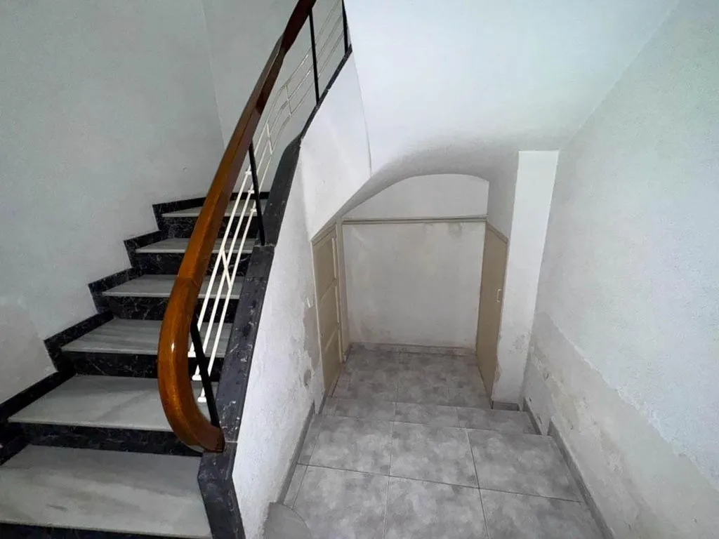 Pièces - Luxury Apartment Complex with Development Potential in Crevillent