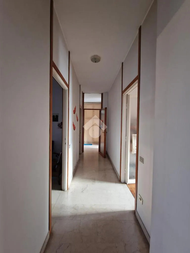 Entrée - Five-Bedroom Apartment with Balcony in Milan