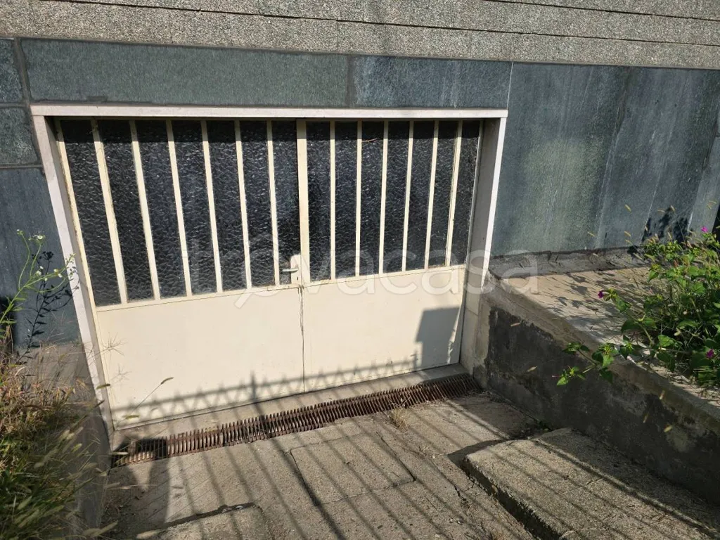 Giardino - Apartment with Private Garage in Volpiano