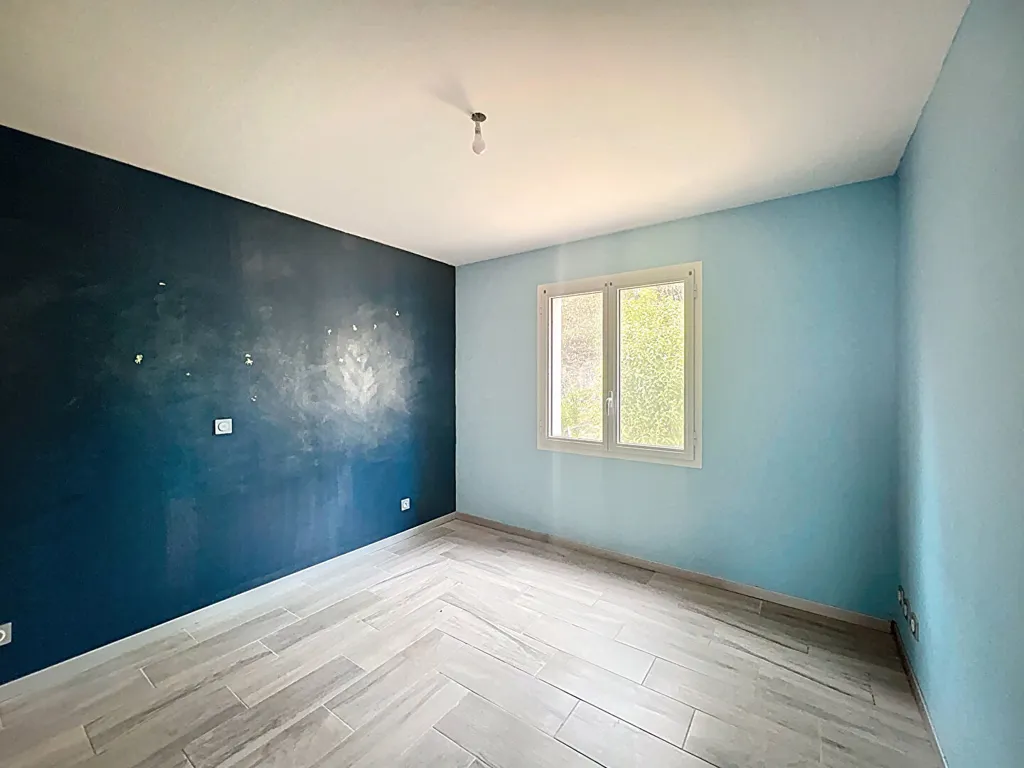 Pièces - Maison Contemporaine avec Piscine à Ledat