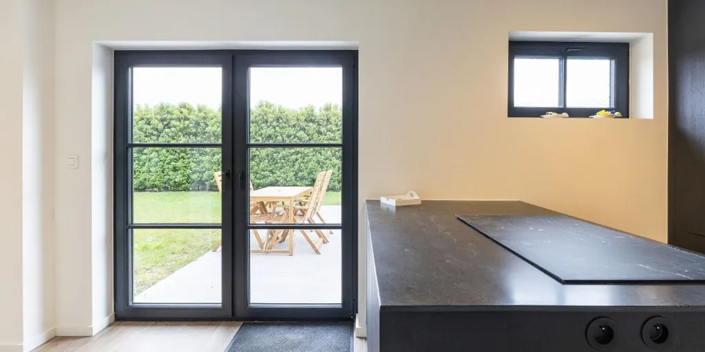 Cuisine - Villa Rénovée avec Jardin à Knokke